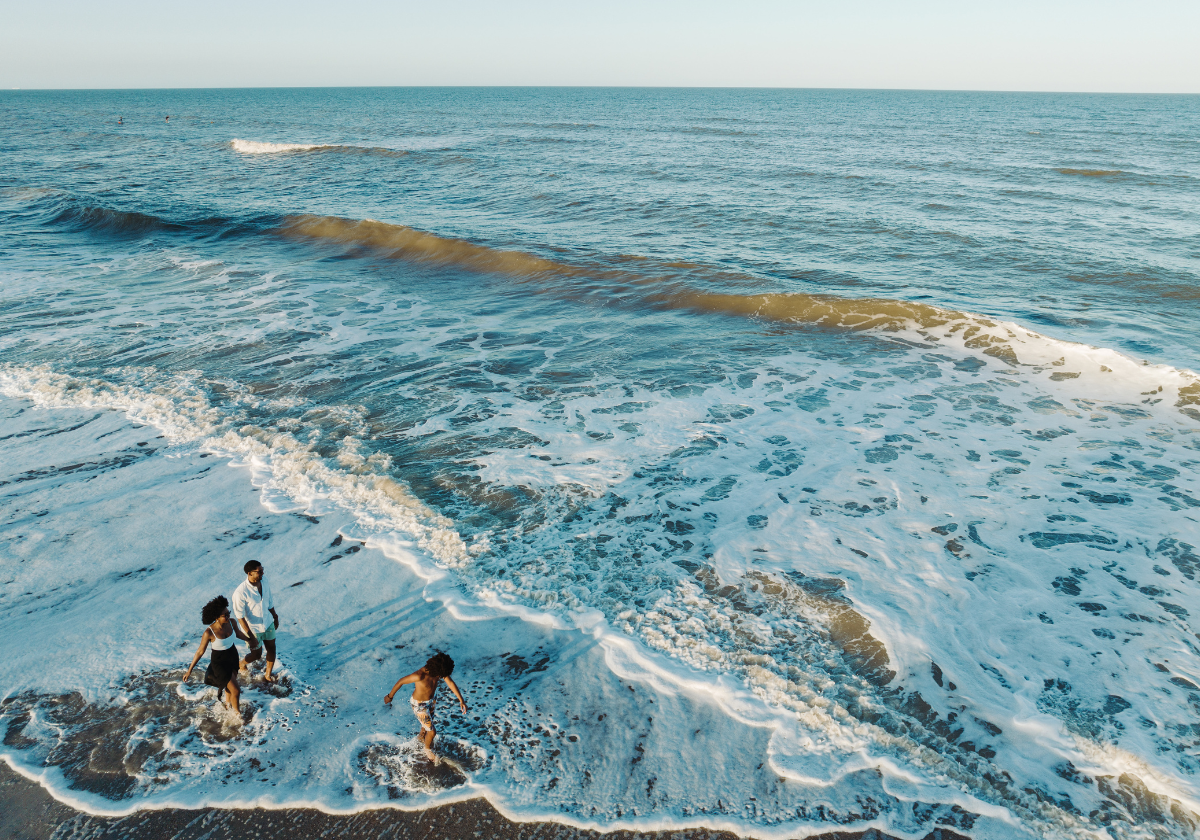 Cabana Beach Family Walk