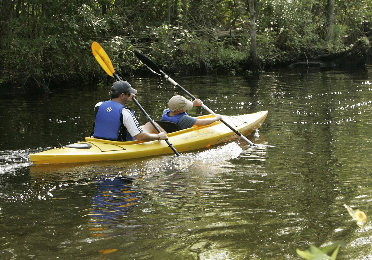 kayaking-father-son